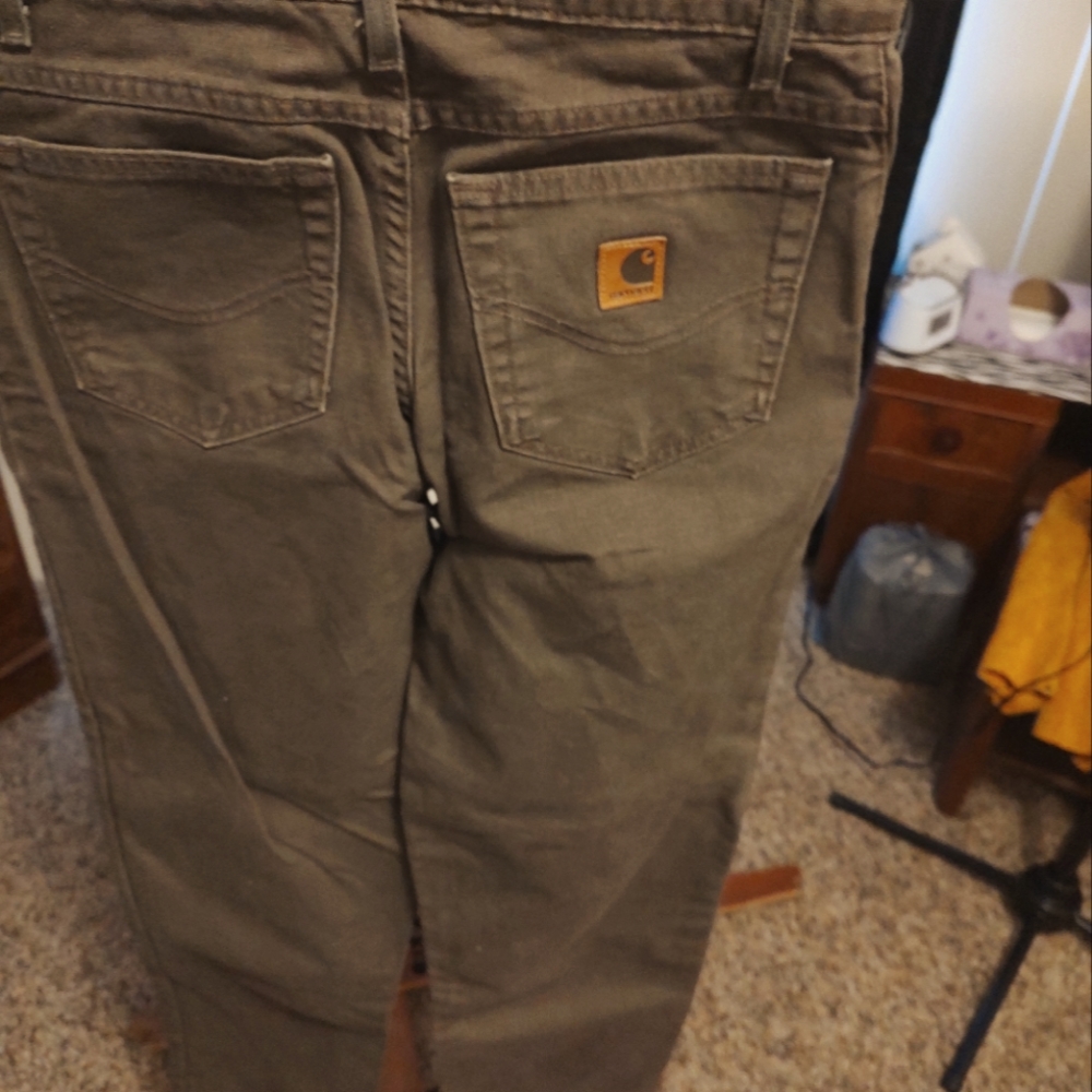 Carhartt jeans size 30W hunter green